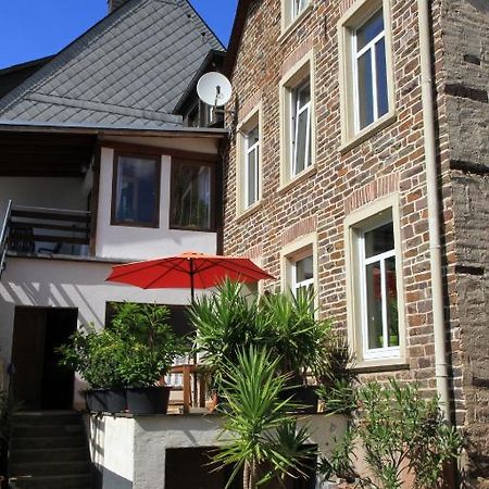 Ferienweingut Serwaziwein Mesenich Exteriör bild